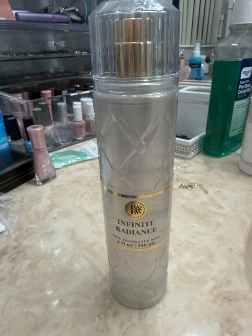 Bath & Body Works Infinite Radiance Fine Fragrance Mist — silver